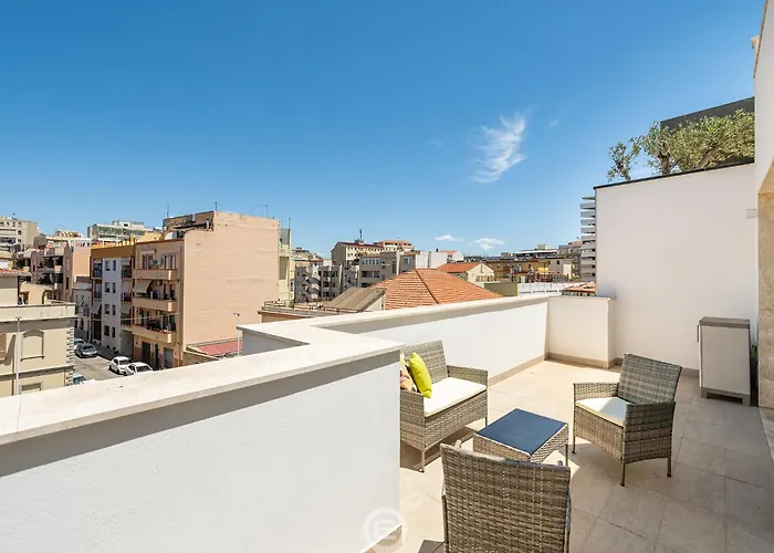 Bijoux Apartments - 1