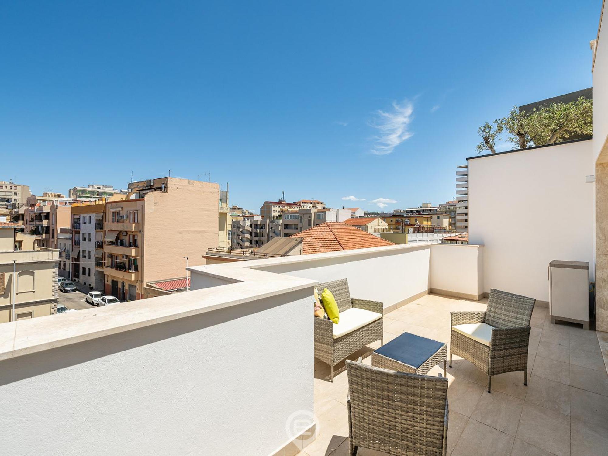 Bijoux - 1 Apartment Cagliari